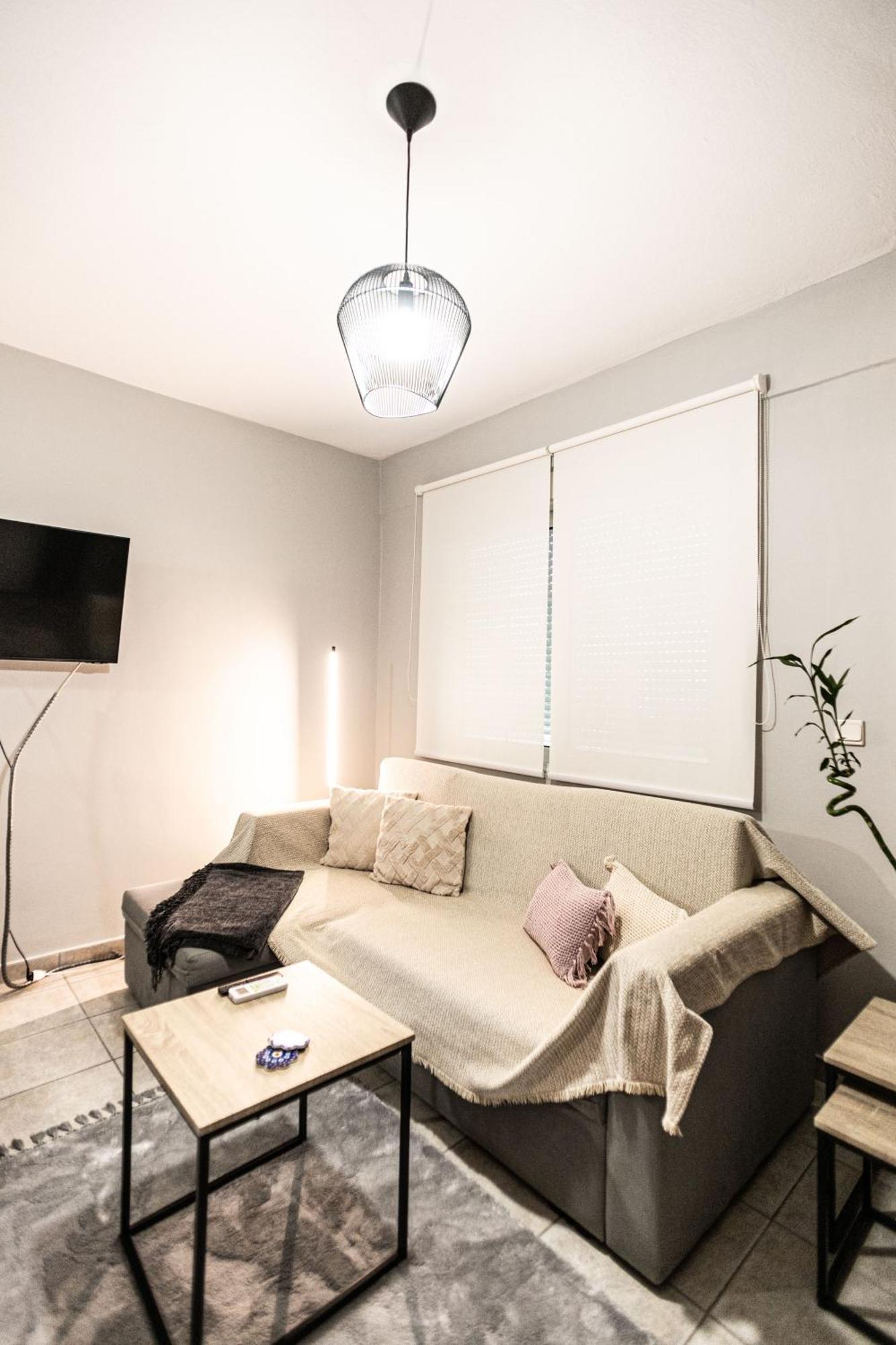Hermes Modern Apartment 亚历山德鲁波利斯 外观 照片